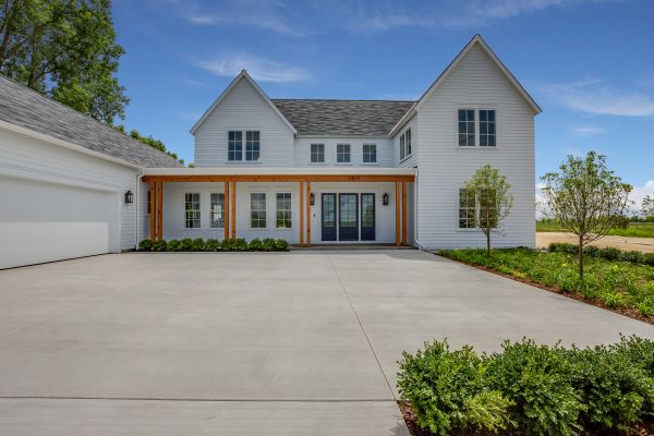 Cost of Concrete Driveway Service in Naples