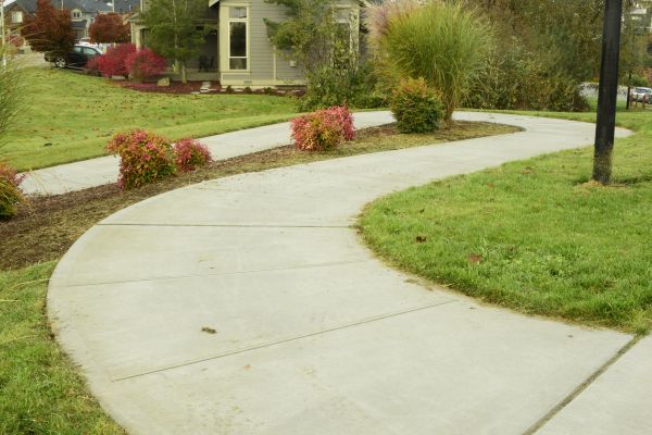 Cost of Concrete Sidewalk Replacement in Naples
