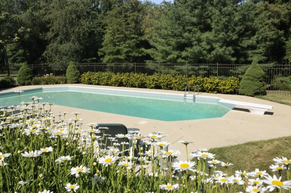 Cost of Concrete Deck Installation in Naples