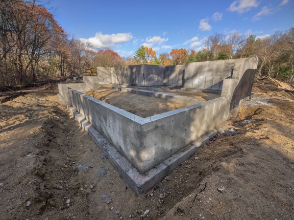 Cost of Foundation Wall Pouring in Naples