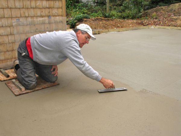 Cost of Cement Pavement Replacement in Naples