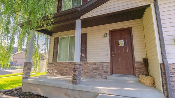 Cost of Concrete Porch Installation in Naples
