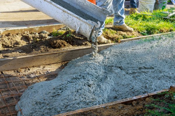 Cost of Driveway Concrete Pouring in Naples