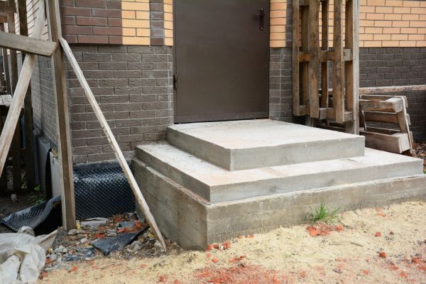 Cost of Cement Steps Construction in Naples