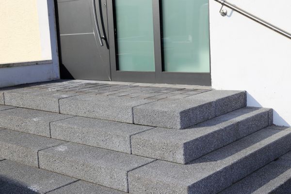Cost of Custom Steps Installation in Naples