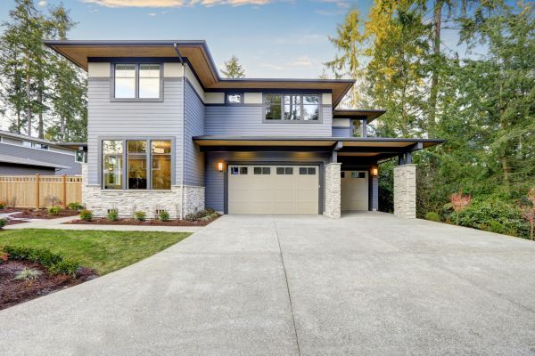 Cost of Cracked Driveway Replacement in Naples