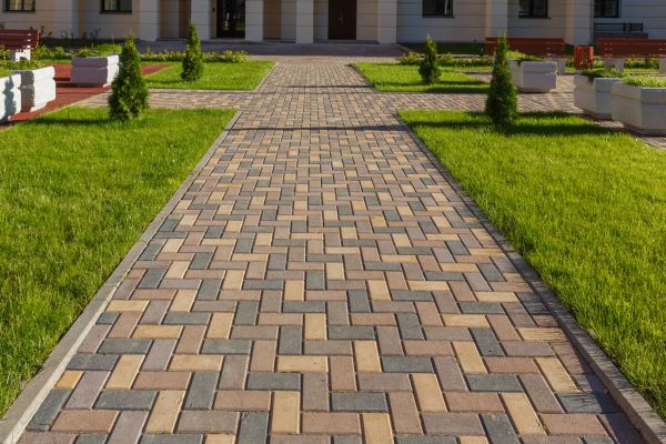 Cost of Paved Walkway Service in Naples