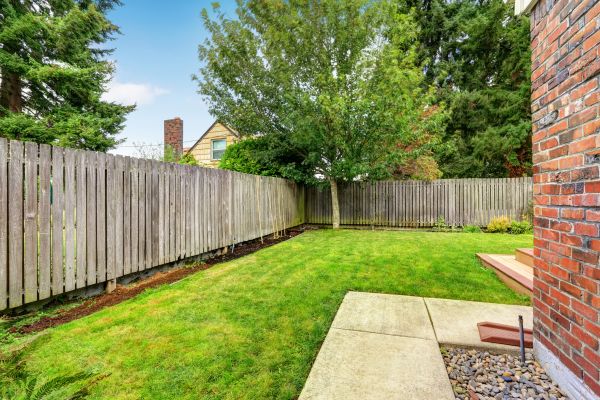 Cost of Backyard Walkway Installation in Naples